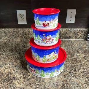 Tupperware Christmas Bowl Set